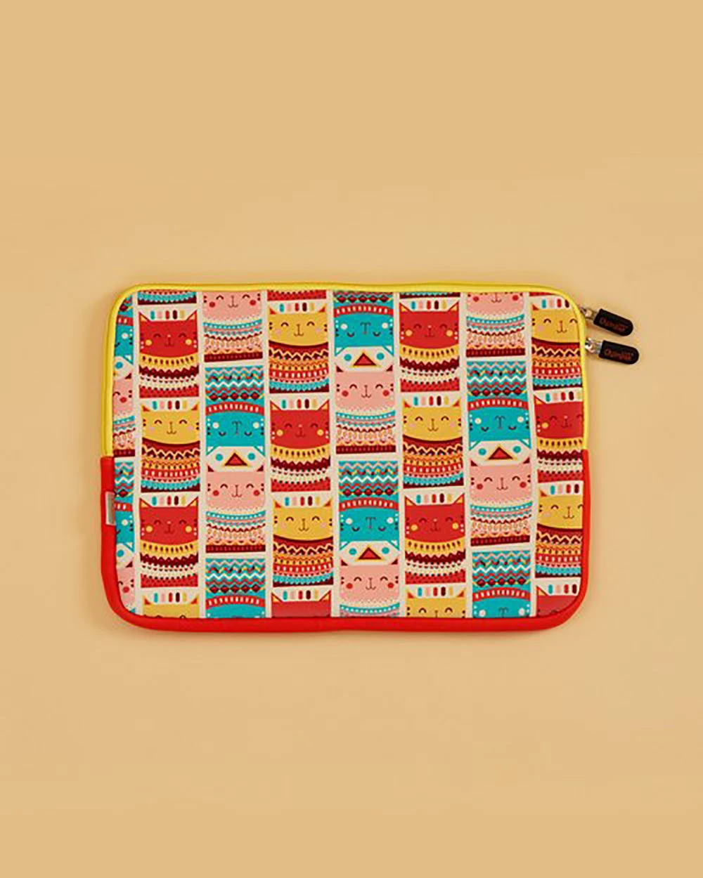 Chumbakdesign Happy Cats Aztec Laptop Sleeve - 13” 5 Chumbakdesign Happy Cats Aztec Laptop Sleeve - 13”