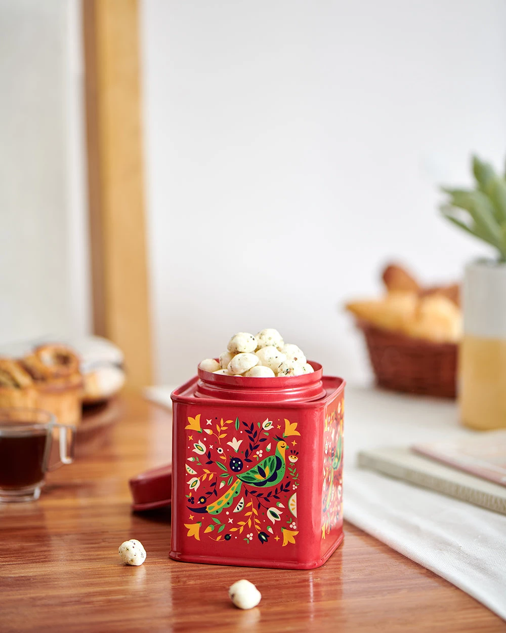 Chumbakdesign Bird Paradise Vintage Tin 3 Chumbakdesign Bird Paradise Vintage Tin