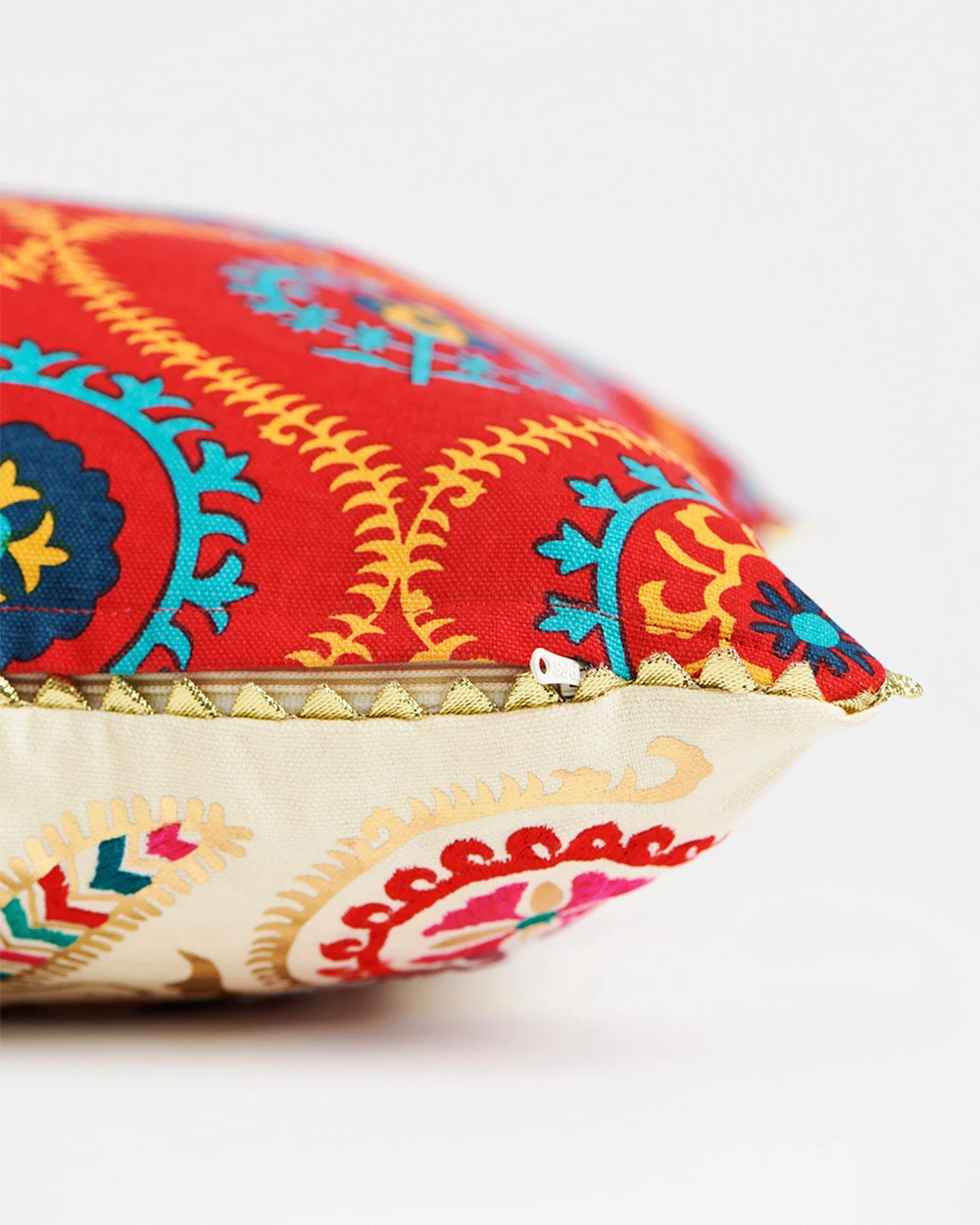 Chumbakdesign Nomad 'Change Is Good' Cushion Cover - Suzani Inspired Reversible Red & White 16inches 6 Chumbakdesign Nomad 'Change Is Good' Cushion Cover - Suzani Inspired Reversible Red & White 16inches