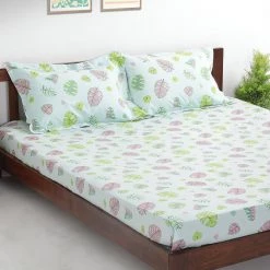 Chumbakdesign TEAL By Chumbak Amazon Rainforest Bedsheet - Queen Size, 144TC