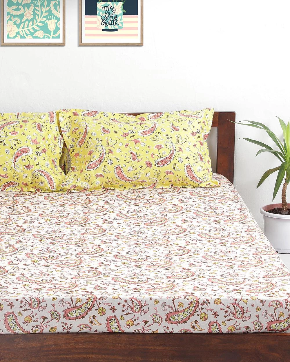 Chumbakdesign Chumbak Jaipur Paisleys Bedsheet - Queen Size, 180TC 5 Chumbakdesign Chumbak Jaipur Paisleys Bedsheet - Queen Size, 180TC
