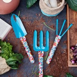 Chumbakdesign The Modern Mali - Blue - Set Of 3 Garden Decor