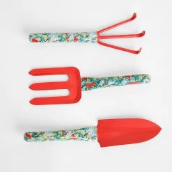 Chumbakdesign Garden Decor The Modern Mali Red Set Of 3