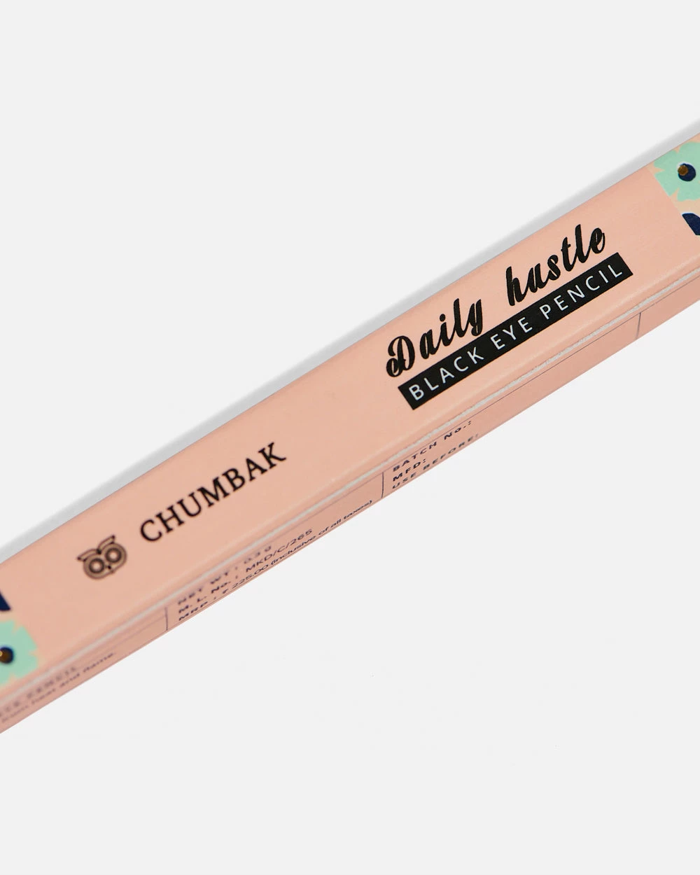 Chumbakdesign Daily Hustle Eye Pencil - Black 6 Chumbakdesign Daily Hustle Eye Pencil - Black