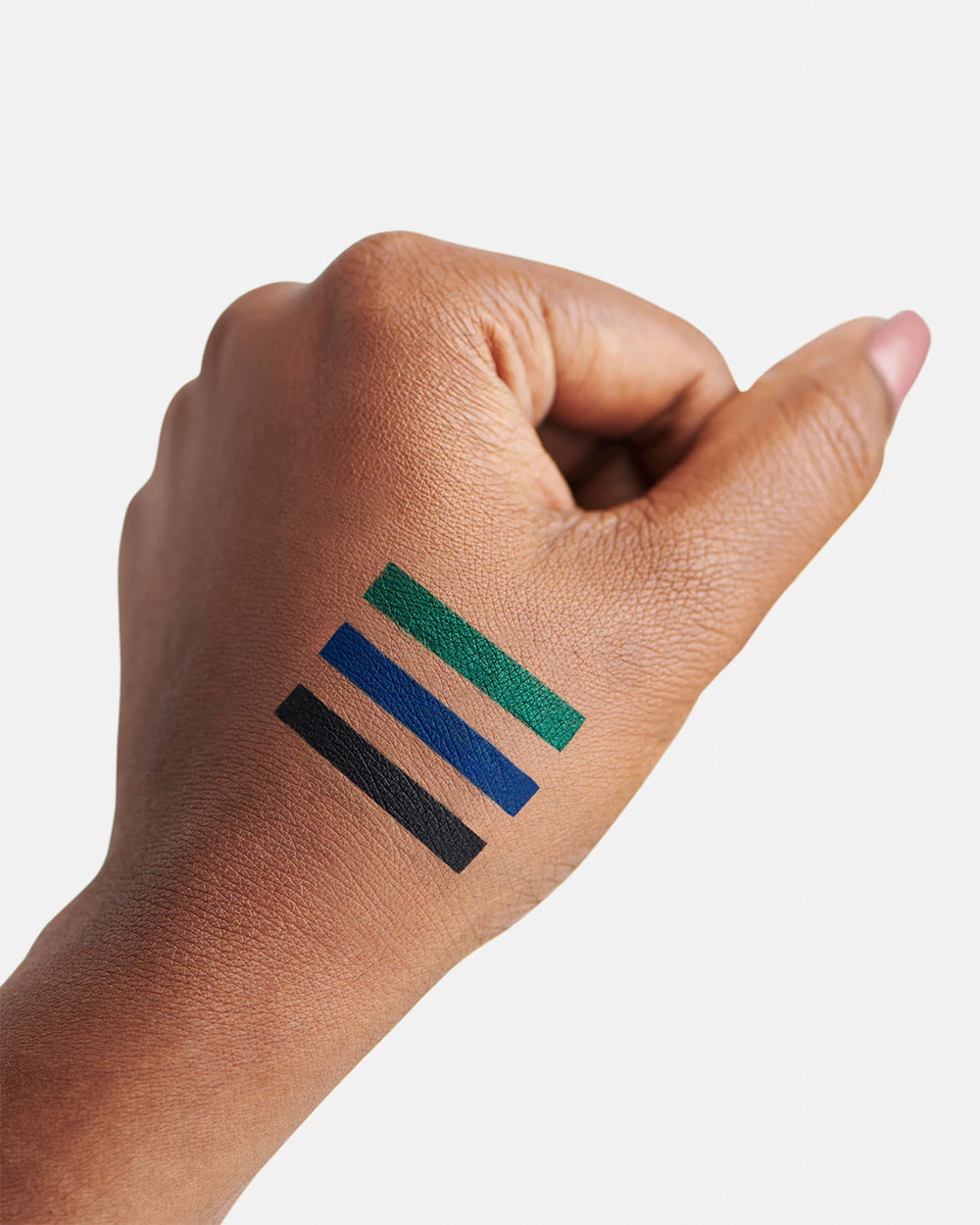 Chumbakdesign Daily Hustle Eye Pencil - Blue 9 Chumbakdesign Daily Hustle Eye Pencil - Blue