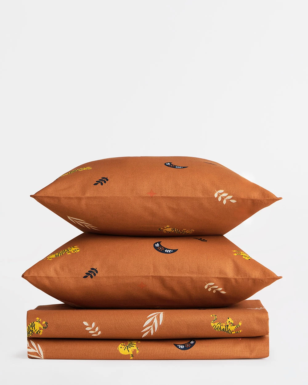 Chumbakdesign TEAL By Chumbak Siberian Tigers Bedsheet - Queen Size, 136TC, Brown Bed & Furnishing 7 Chumbakdesign TEAL By Chumbak Siberian Tigers Bedsheet - Queen Size, 136TC, Brown Bed & Furnishing