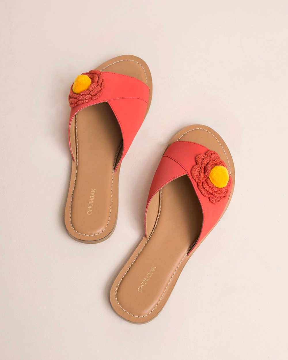 Chumbakdesign FootwearFootwear Pom Pom Flower Coral Sliders 6 Chumbakdesign FootwearFootwear Pom Pom Flower Coral Sliders